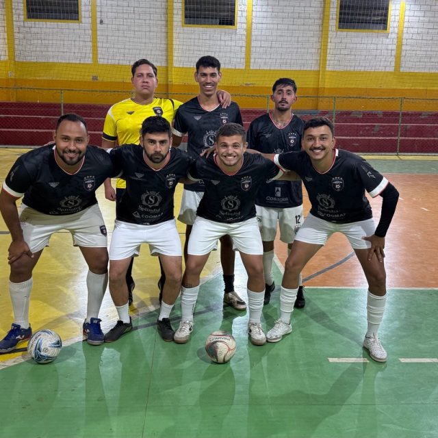 Na terça-feira, a Samantha Futsal entrou em quadra contra a equipe do Speed Boys.
O resultado não foi o que esperávamos, mas cada jogo deixa lições importantes.

Seguimos trabalhando, ajustando e alinhando a equipe, com foco total na temporada 2026. 💪❤️🤍
Derrotas também constroem times fortes — e a nossa caminhada está só começando.

🧠 Trabalho, união e evolução.
O objetivo segue o mesmo. 👊🔥