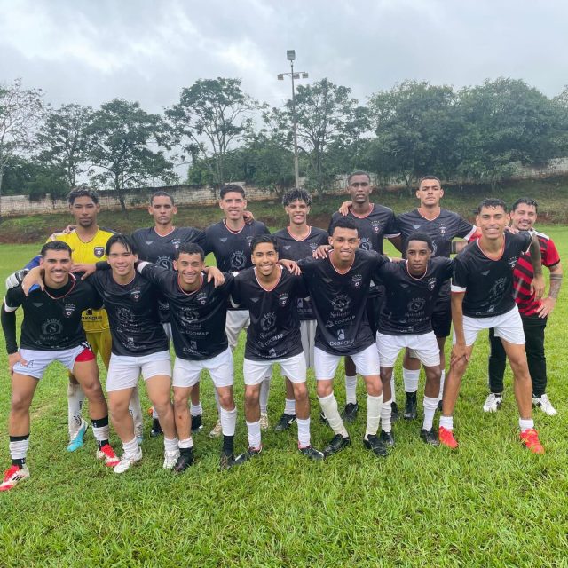 ⚽🔥 SHOW DA BASE! 🔥⚽

A Samantha F.C Sub-23 mostrou força, talento e muita intensidade em campo e conquistou uma grande vitória!
Placar final: Samantha Sub-23 6️⃣ x 1️⃣ Bomba E.C. ✅

Com atuação dominante do início ao fim, a equipe impôs seu ritmo, mostrou entrosamento e transformou trabalho em resultado. Uma vitória que reforça a evolução do grupo e a confiança para os próximos desafios.

Seguimos focados, unidos e determinados a ir cada vez mais longe. 💪❤️🤍

GOLS:
@caikyy_ ⚽⚽
Luis Sérgio ⚽⚽
@pedroaugustoas ⚽
@dudurodrigues006 ⚽